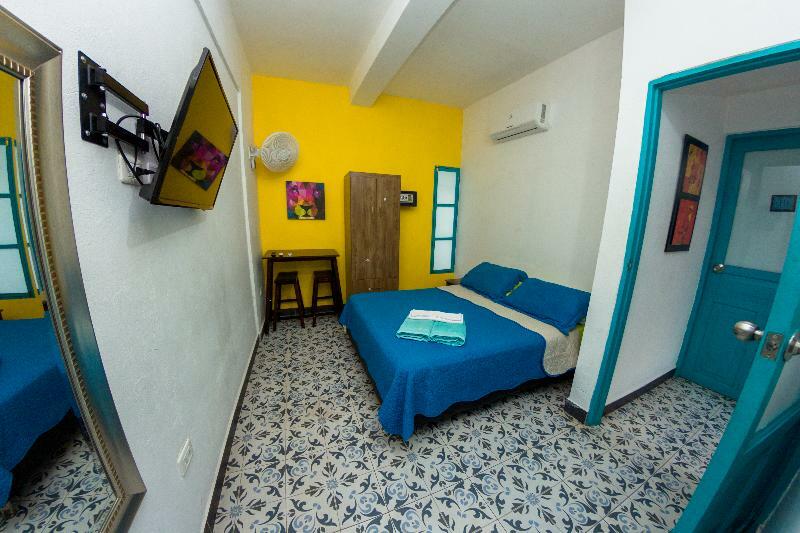 Hotel Casa Bohemia 3*